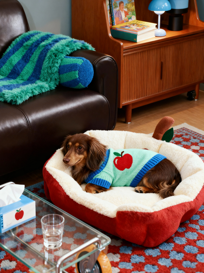 Plush Apple Bed - Fuffus